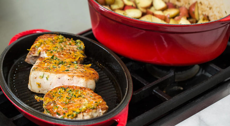 Make your entire meal using just this piece of cookware. (Photo: QVC)