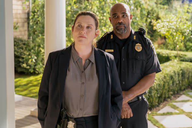 Donna Lynne Champlin as Nikki Henry and Michael Beach as Dan Carter in the final episode of Netflix's 