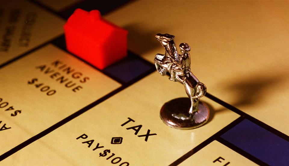 (AUSTRALIA OUT) Monopoly board game with a piece stopped on 'Tax', 6 April 1998. AFR Picture by JESSICA HROMAS (Photo by Fairfax Media via Getty Images via Getty Images)