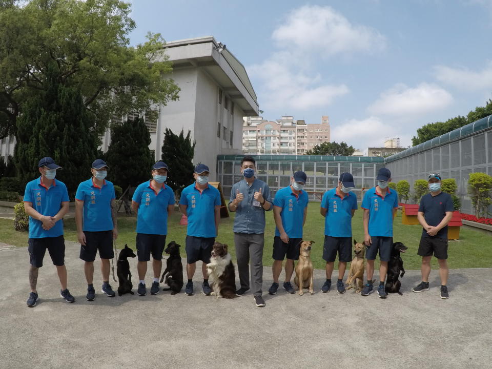 朱孝天到新竹監獄的監獄犬訓班參觀。（圖／NNY Network）