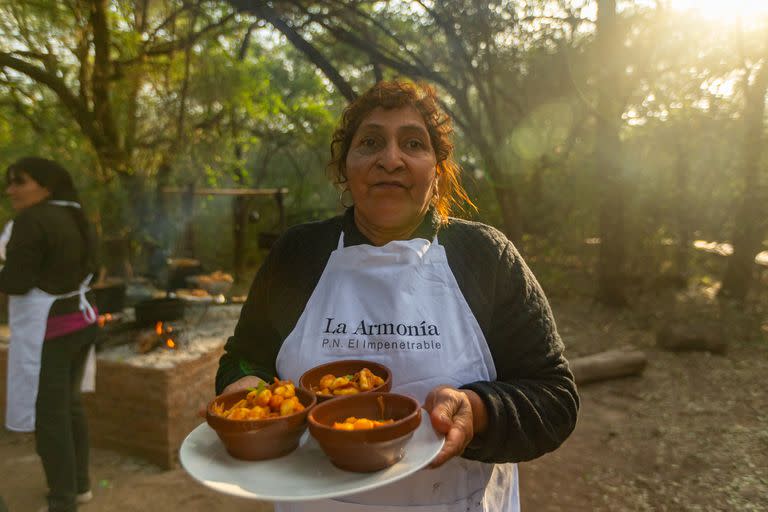 El Impenetrable; cocineras; Sociedad; La Armonía; turismo