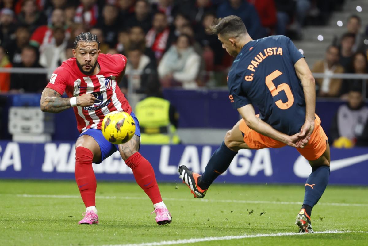 El jugador del Valencia CF que abandonará pronto la soltería