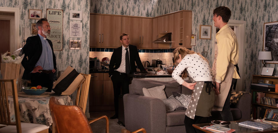 FROM ITV

STRICT EMBARGO - No use before Tuesday 27th September 2022

Coronation Street - Ep 1076162

Tuesday 4th October 2022

Billy Mayhew [DANIEL BROCKLEBANK] and Todd Grimshaw [GARETH PIERCE] find a giggly Aaron [JAMES CRAVEN] and Summer Spellman [HARRIET BIBBY] in the flat, off their faces on freshly baked weed brownies. With the bishop due to visit any minute, Billyâ€™s appalled and sends them off to hide in the bedroom. 

Picture contact - David.crook@itv.com

Photographer - Danielle Baguley

This photograph is (C) ITV Plc and can only be reproduced for editorial purposes directly in connection with the programme or event mentioned above, or ITV plc. Once made available by ITV plc Picture Desk, this photograph can be reproduced once only up until the transmission [TX] date and no reproduction fee will be charged. Any subsequent usage may incur a fee. This photograph must not be manipulated [excluding basic cropping] in a manner which alters the visual appearance of the person photographed deemed detrimental or inappropriate by ITV plc Picture Desk. This photograph must not be syndicated to any other company, publication or website, or permanently archived, without the express written permission of ITV Picture Desk. Full Terms and conditions are available on  www.itv.com/presscentre/itvpictures/terms
