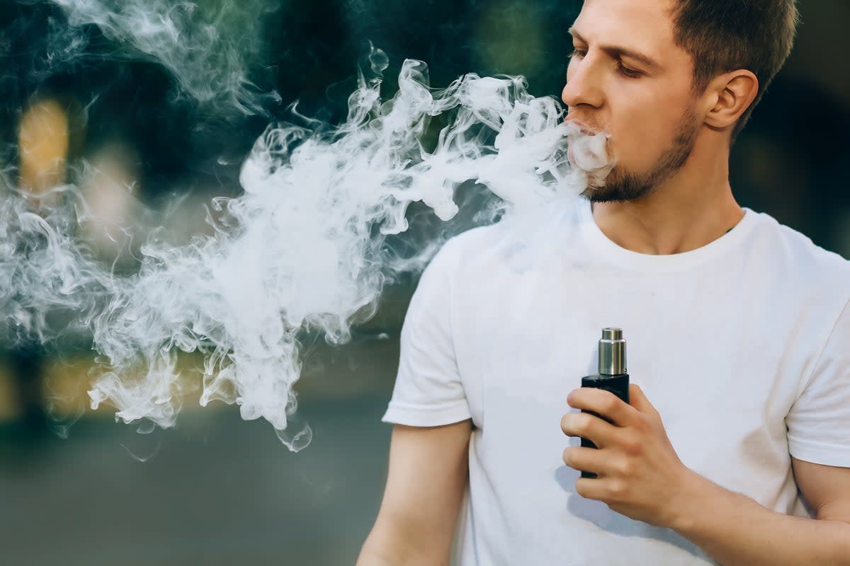 Vaping and smoking are not permitted during Ramadan  (Getty Images/iStockphoto)