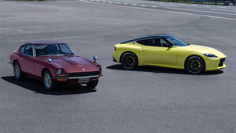 Nissan Z Proto（右）透過許多復古設計，讓人聯想到第一代的240Z（左）。（圖／翻攝自Nissan官網）