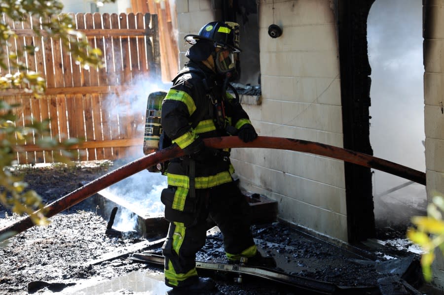 VIDEO: ‘Suspicious’ fire engulfs Tampa home, fire rescue says