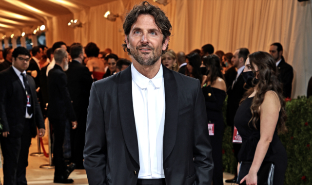 Bradley Cooper wore Louis Vuitton suit @ the 2022 met gala