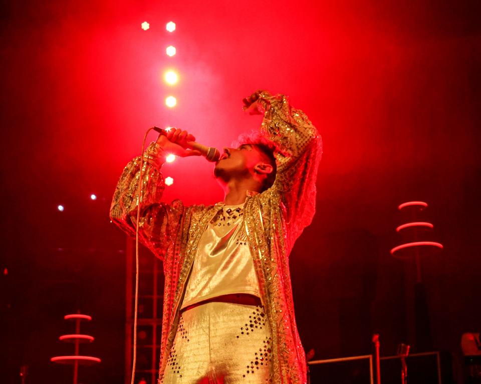 Greta Van Fleet is an American rock band from Frankenmuth, Michigan who brought an energy filled show to Wells Fargo Arena in Des Moines, Iowa.