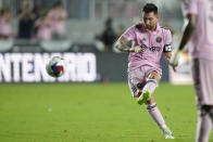 Inter Miami forward Lionel Messi (10) makes a free kick to score a goal during the second half of a Leagues Cup soccer match against Cruz Azul, Friday, July 21, 2023, in Fort Lauderdale, Fla. Inter Miami defeated Cruz Azul 2-1. (AP Photo/Lynne Sladky)