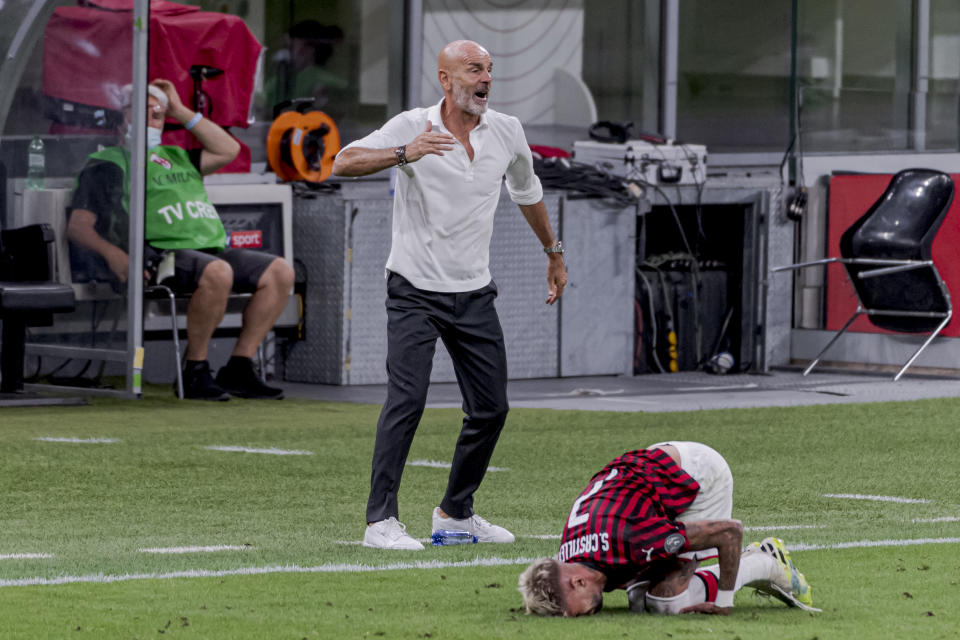 MILAN, ITALY - JULY 24: coach Stefano Pioli of AC Milan  during the Italian Serie A   match between AC Milan v Atalanta Bergamo at the San Siro on July 24, 2020 in Milan Italy (Photo by Mattia Ozbot/Soccrates/Getty Images)