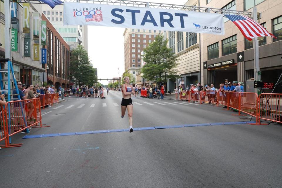 Kailee Perry of West Liberty defended her title in the women’s division, finishing first Thursday in 36:16.9.