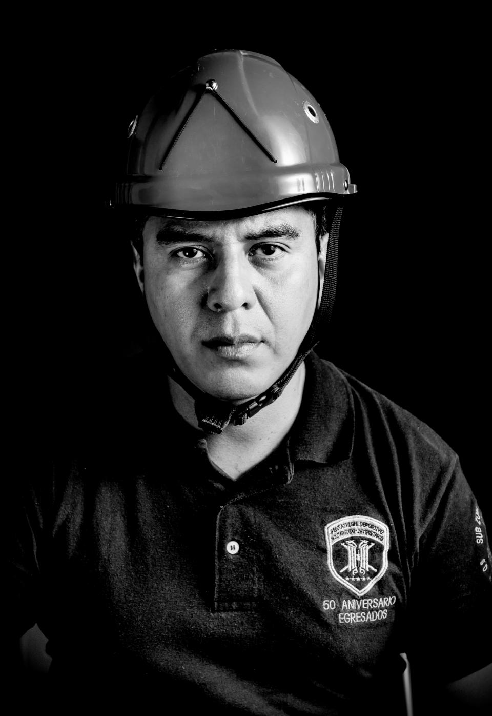 Portraits of earthquake volunteer rescuers in Mexico