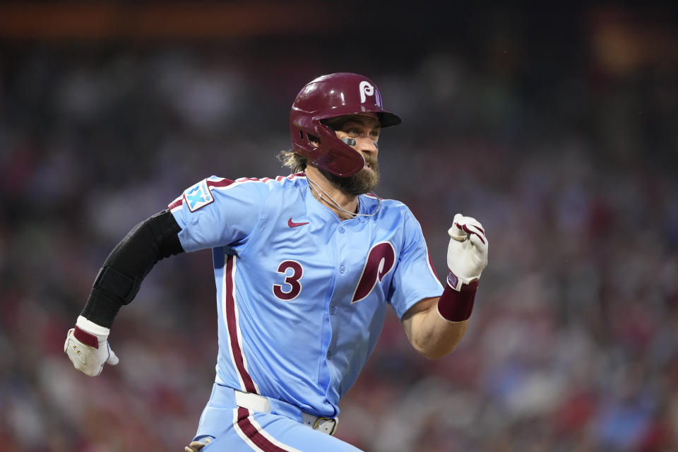 Bryce Harper van Philadelphia Phillies speelt tijdens een honkbalwedstrijd, donderdag 29 augustus 2024, in Philadelphia. (AP Foto/Matt Slocum)