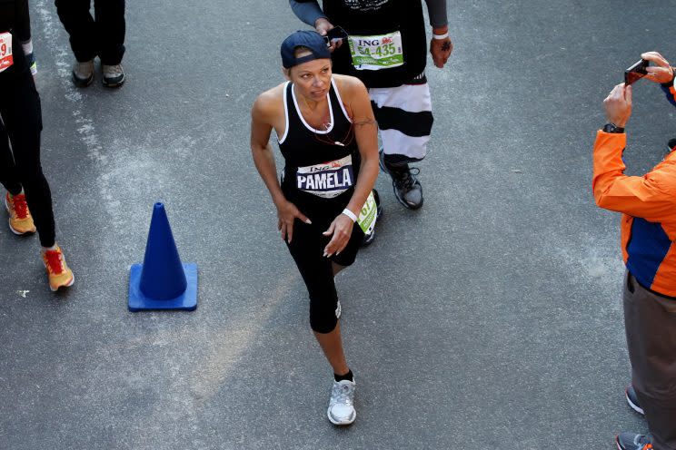 Pamela Anderson made it across the finish line in Central Park during the 2013 New York City Marathon. (Photo: Neilson Barnard/Getty Images