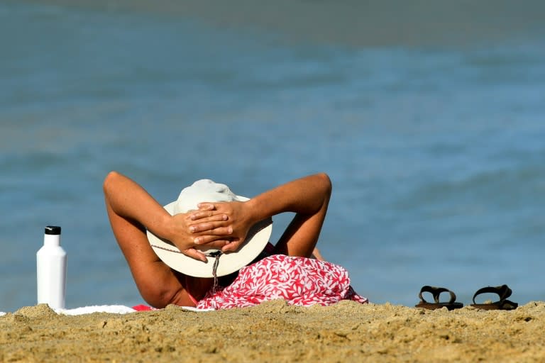 Après avoir testé 13 crèmes solaires pour le visage étiquetées SPF 50 ou 50+, l'UFC-Que Choisir constate qu’un tiers de ces produits n’assure pas le niveau de protection affiché (GAIZKA IROZ)