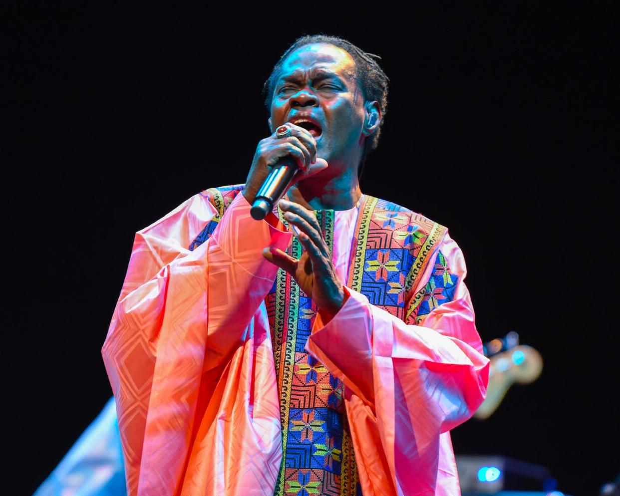 Baaba Maal se produit au Barbican Centre le 30 mai 2023 à Londres, en Angleterre. Robin Little/Redferns via Getty Images.