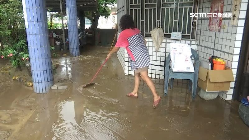 圓規挾帶豪雨，全台12日部分縣市宣布停班、停課。（圖／資料照）