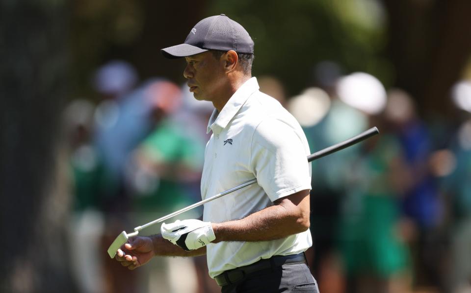 Tiger Woods walking at the start of his third round