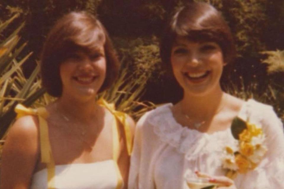 <p>Kris Jenner/Instagram</p> Kris Jenner (R) with her sister Karen (L)