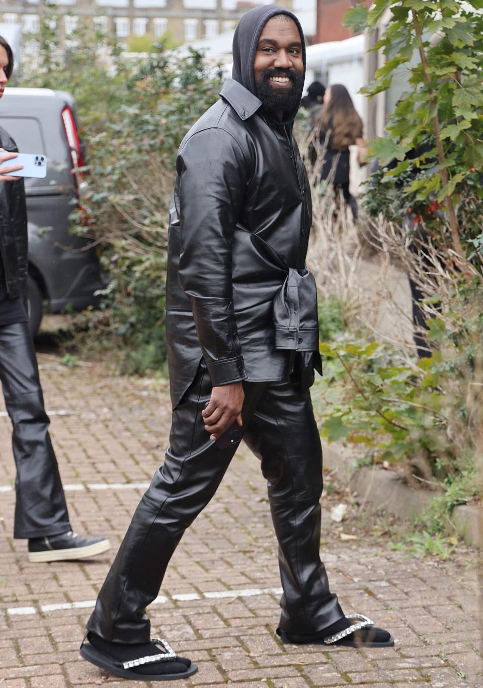 LONDON, ENGLAND - SEPTEMBER 26: Kanye West leaving the Burberry S/S 2022 Catwalk Show during London Fashion Week September 2022 on September 26, 2022 in London, England. (Photo by Neil Mockford/GC Images)