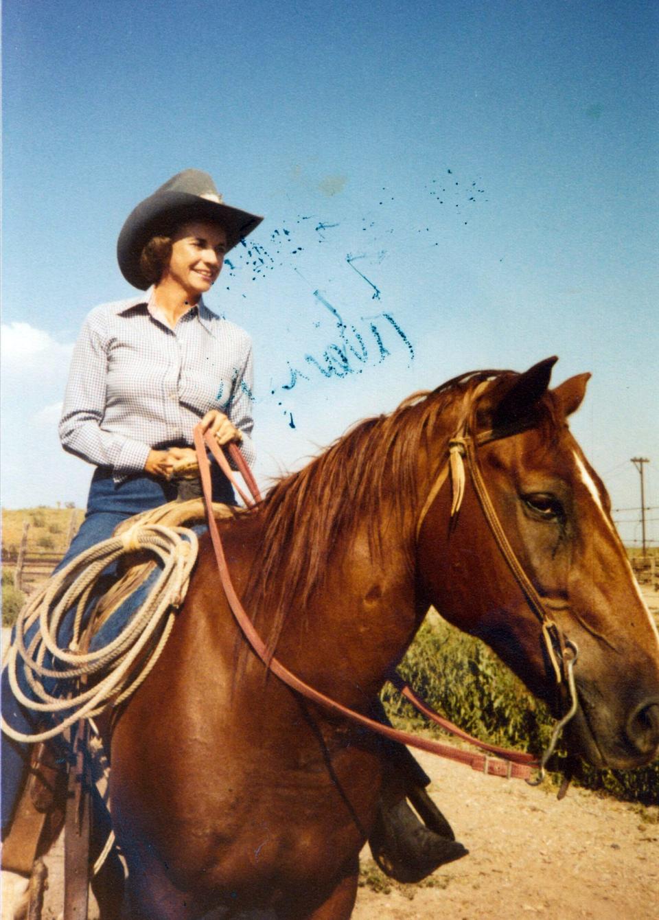 Sandra Day O'Connor, rides her favorite horse, "Chico." at the Lazy B Ranch outside of Duncan, Ariz., in the 1950s.