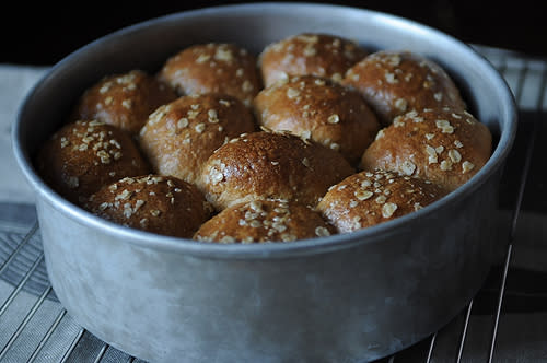 Heavenly Oatmeal Molasses Rolls