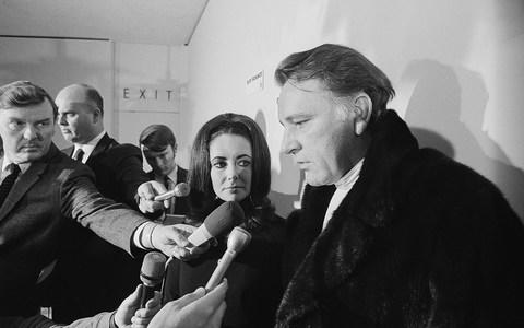 Elizabeth Taylor and Richard Burton - Credit: Bettmann