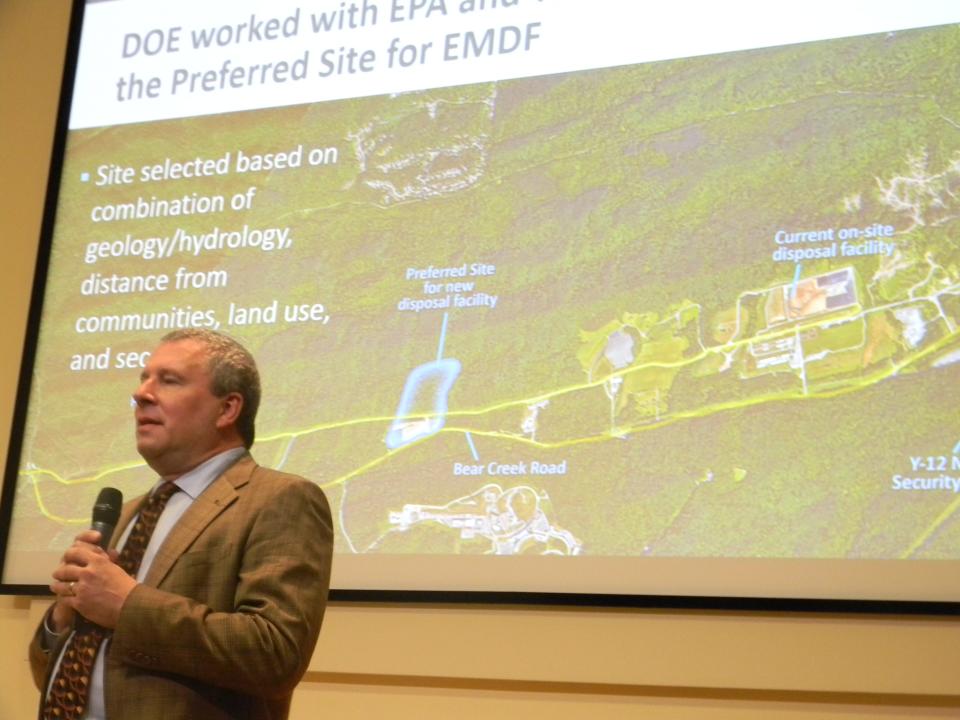 Roger Petrie, Regulatory Affairs Specialist · U.S. Department of Energy's Oak Ridge Office of Environmental Management, speaks about a proposed landfill in Oak Ridge to hold debris from demolished buildings. The event took place at the Pollard Technology Conference Center at Oak Ridge Associated Universities.