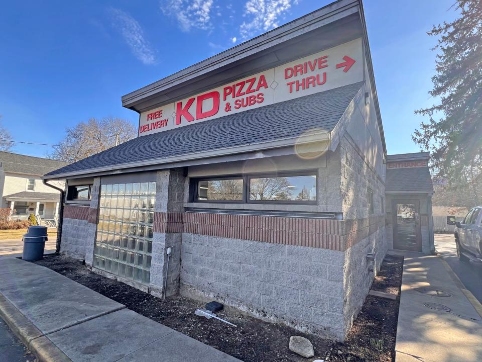 KD Pizza and Subs on Marion Avenue is under new ownership and offers quality and speedy food.