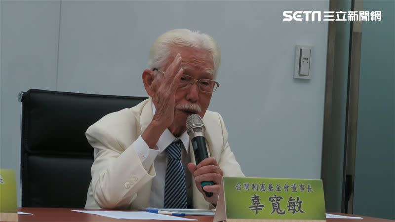 辜寬敏曾在90歲生日宴上許願「中國國民黨變成台灣國民黨」。（圖／記者盧素梅攝）
