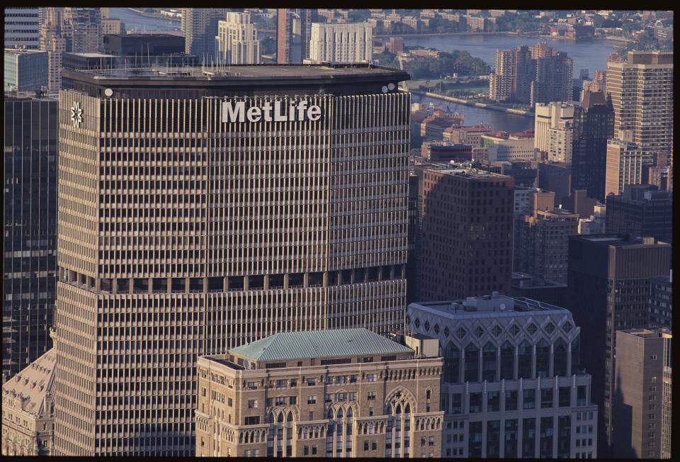 Standing 808 feet tall, New York's MetLife building can be seen from several locations throughout the city. But that doesn't mean it's appealing to look at. Situated above Grand Central Terminal, the building was completed in 1963 and designed by Emery Roth & Sons, Pietro Belluschi, and Walter Gropius.