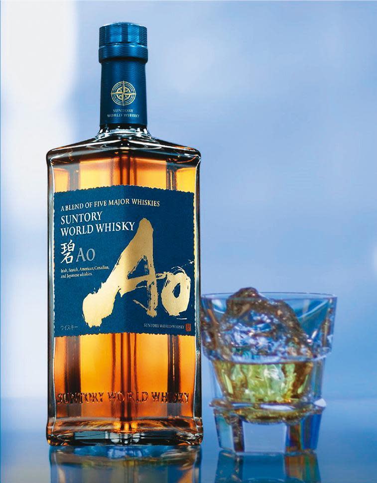 三得利調和五國的「世界威士忌」AO（碧）2019年在日本限定上市，今年終於要在台發售。