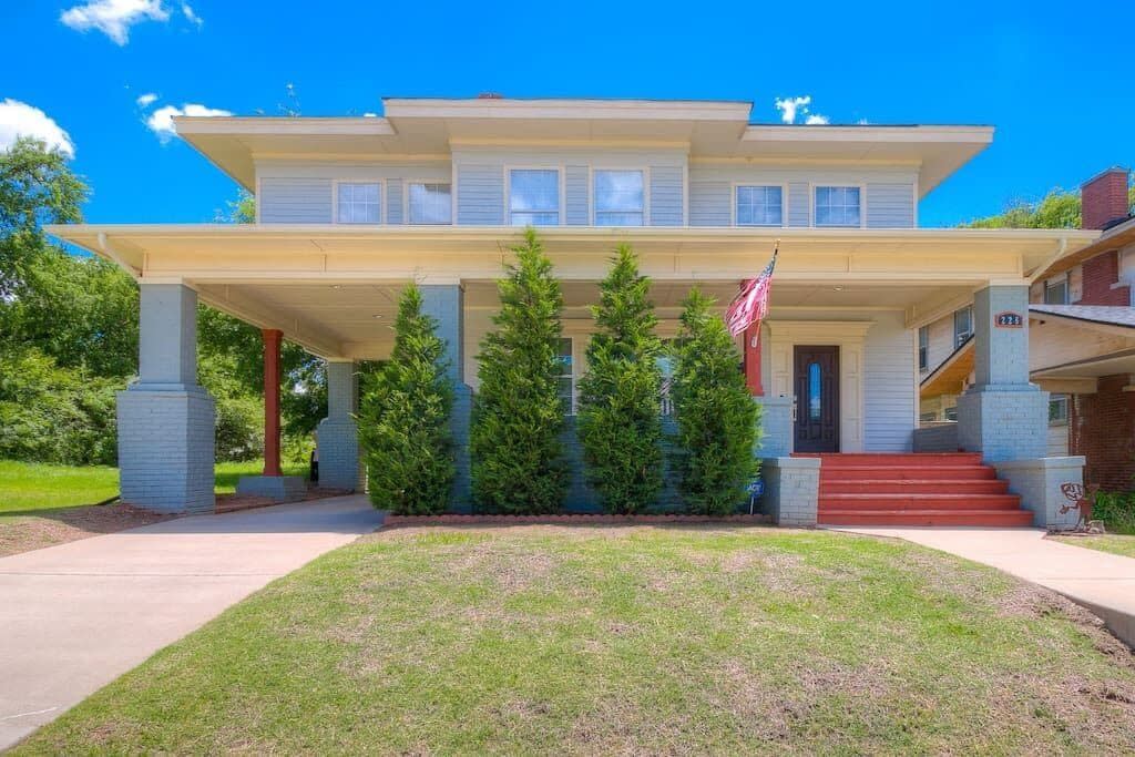 Historic Foursquare Bungalow in Oklahoma City