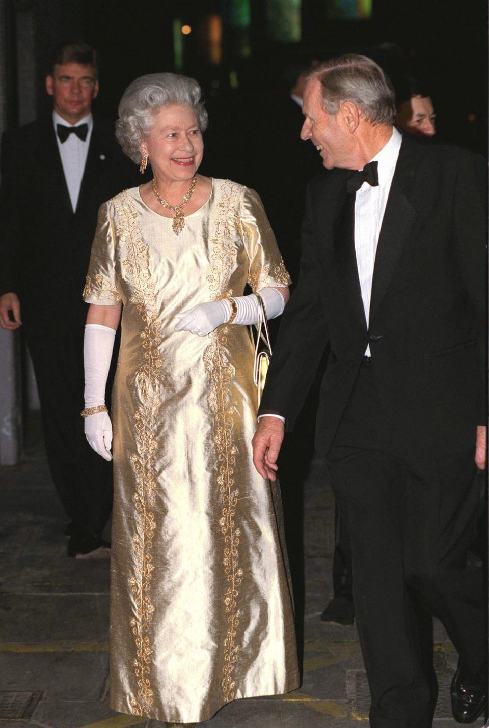 Queen Elizabeth, 1997