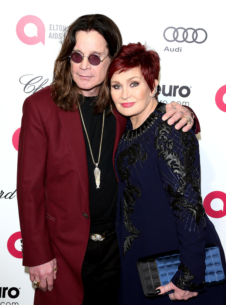 27. Sharon Osbourne temporarily breaks up with Ozzy after he admits to affair