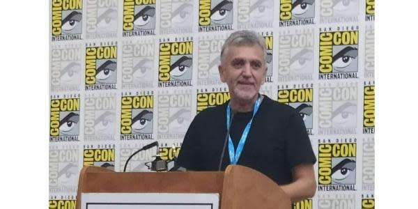 Otorgan Inkpot Award a mexicano Trino Camacho durante Comic-Con 2022 en San Diego