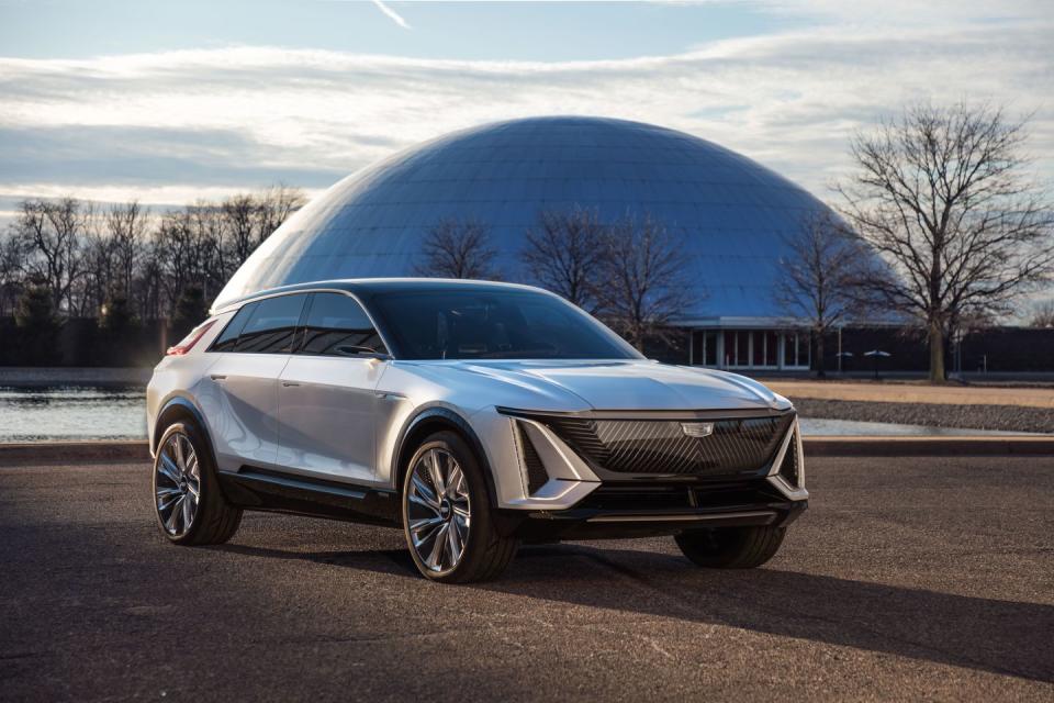 View Photos of 2023 Cadillac Lyriq