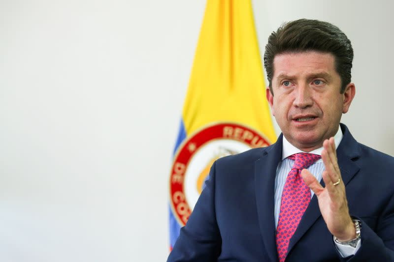 Foto de archivo. El ministro de Defensa de Colombia, Diego Molano, habla durante una entrevista con Reuters en Bogotá