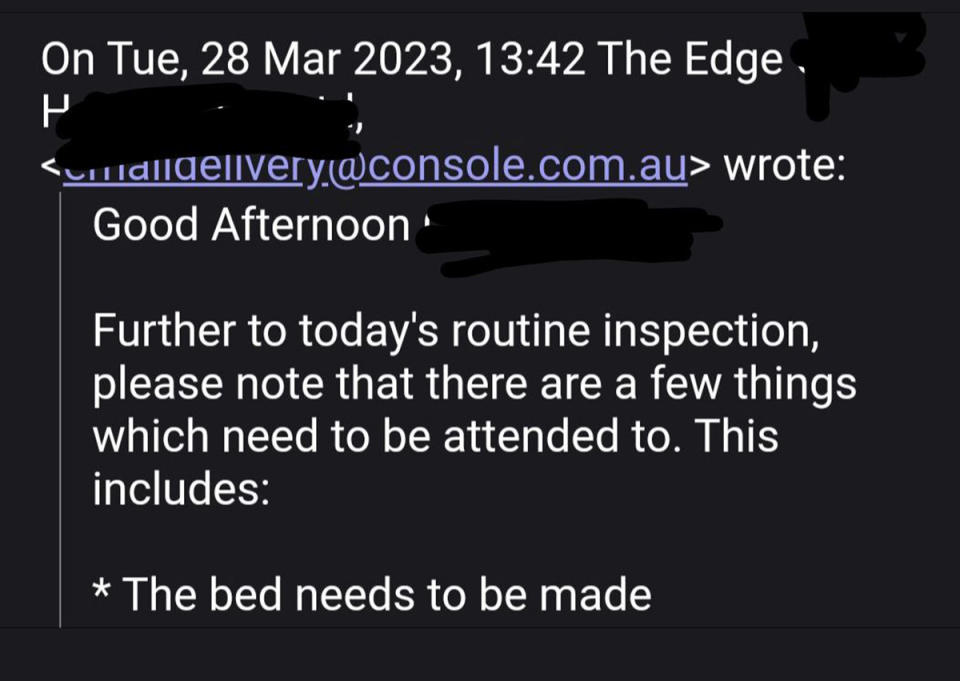 Real estate agent email request to make bed