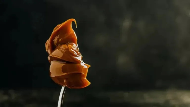 El dulce de leche tiene una gran relevancia tanto en la gastronomía argentina como uruguaya