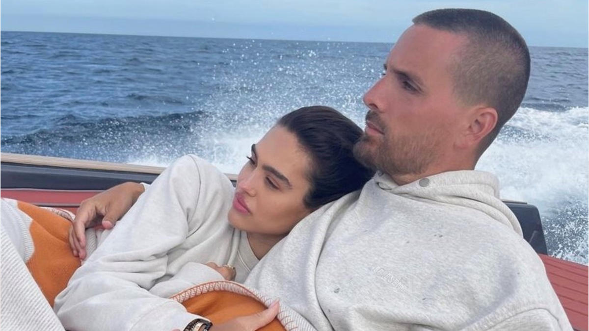 Scott Disick And Amelia Hamlin Cuddle During Boat Trip