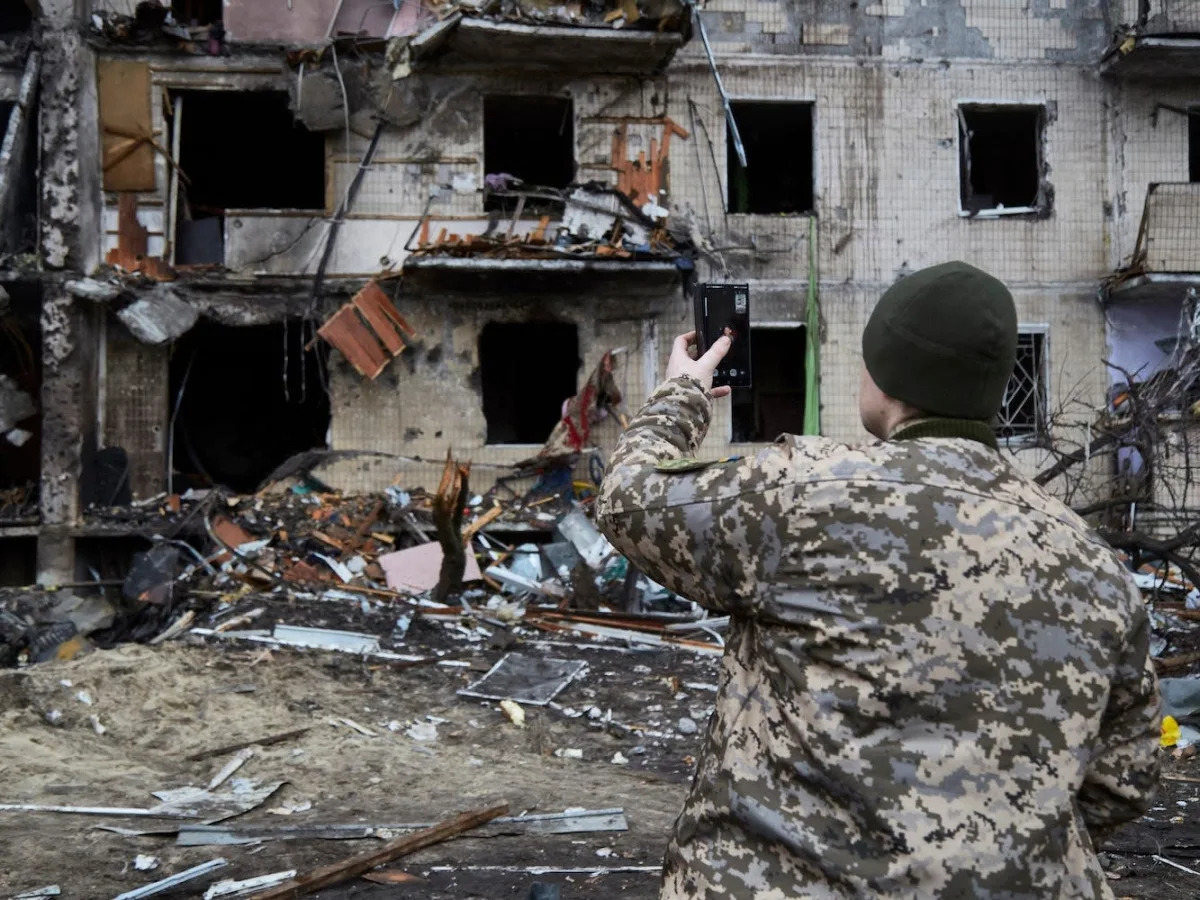 Russian general killed in Ukraine after personally leading an attack, in sign th..