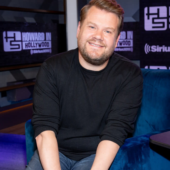 James Corden dice que tener su propio programa de entrevistas fue ridículo credit:Bang Showbiz