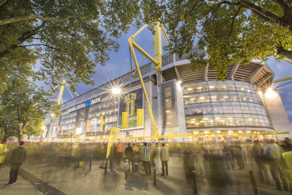 Vista del exterior del Signal-Iduna Park, el estadio del Borussia Dortmund.