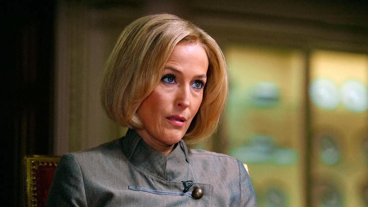  Gillian Anderson in Scoop. 