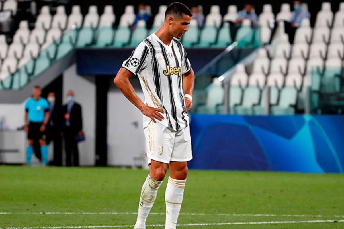 Fanáticos Por Futebol - O jogador Bevis Mugabi passou a altura que  Cristiano Ronaldo saltou recentemente, em um gol marcado contra a  Sampdoria. Cristiano tinha saltado 71 cm, sendo superado por Bevis