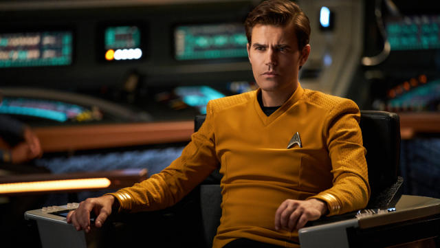 Star Trek: Strange New World''s Lead Ethan Peck on Being Cast as Spock