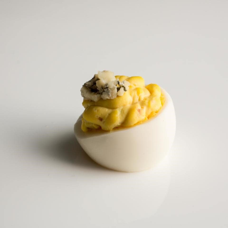 Buffalo Deviled Eggs﻿