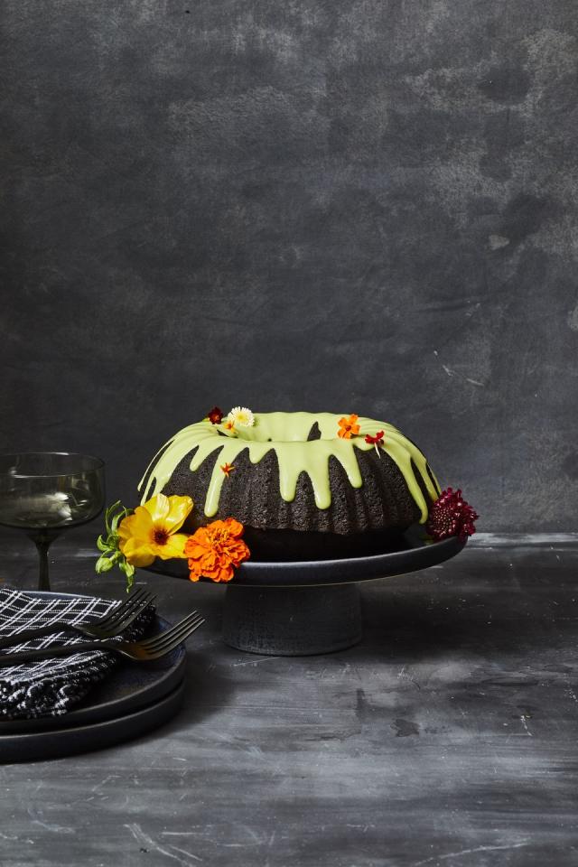 Haunted Manor (Pumpkin Bundt Cake)