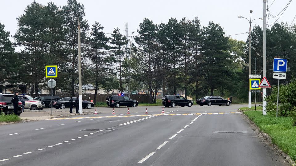 Kim Jong Un's motorcade leaves the Komsomolsk railway station. - AP